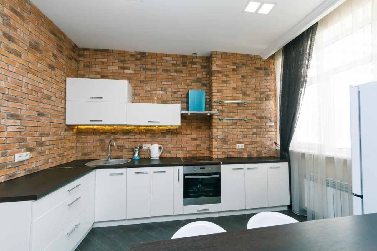 Ferienwohnung 1К Люкс На Жилянская 118 Kiew Exterior foto